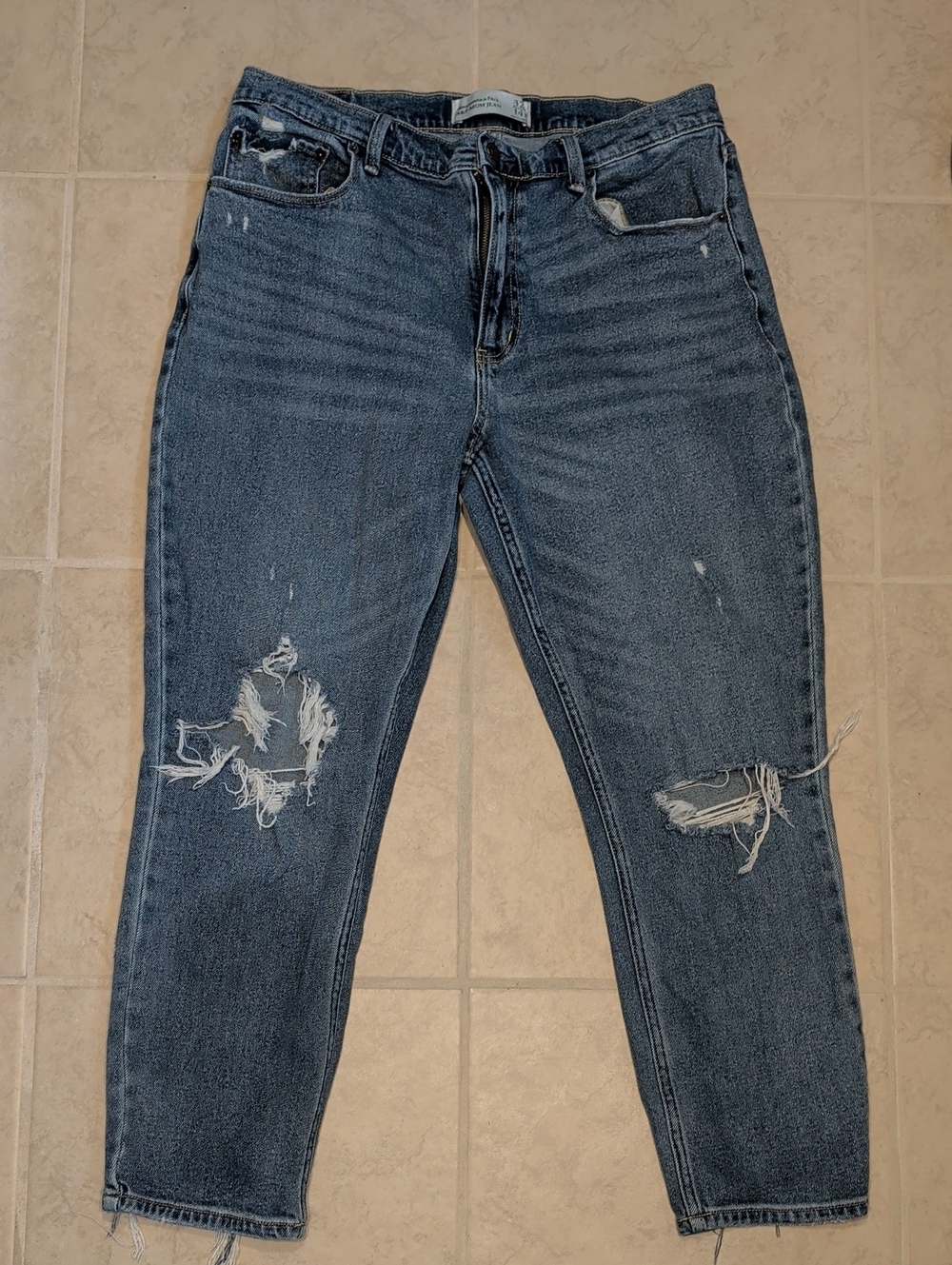 Abercrombie & Fitch Distressed Mom Jean